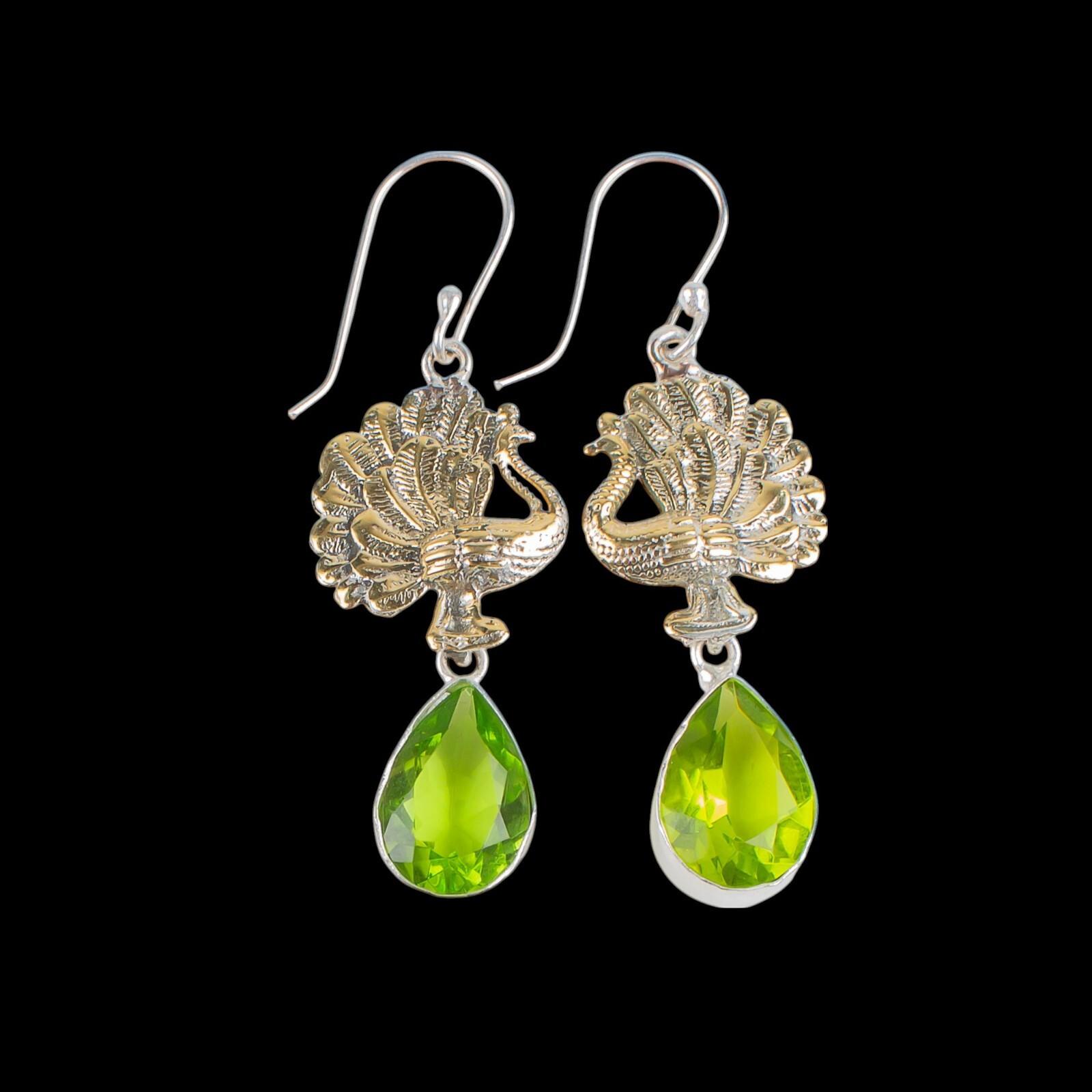 Peridot Gemstone 925 Sterling Silver Gift Jewelry Handmade Women Earrings 2.20 EE-44-4
Peridot Gemstone 925 Sterling Silver Gift Jewelry Handmade Women Earrings 2.20 EE-44-4