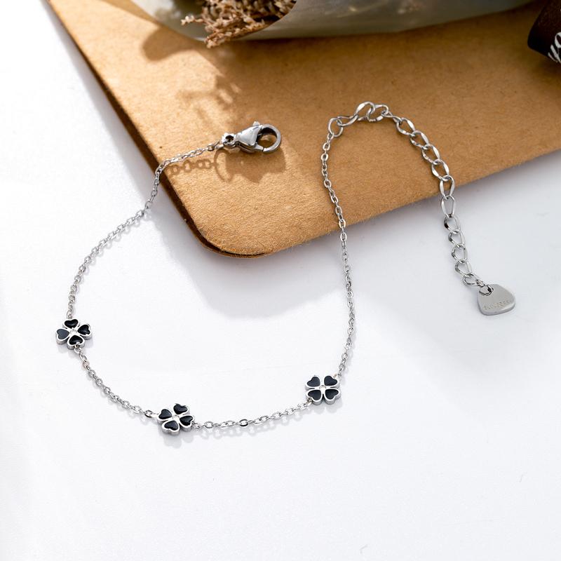 Length 15cm+5cm Exquisite 4 Black Peach Hearts Composition Flower Bracelet For Women Stainless Steel High Quality Jewelry
Length 15cm+5cm Exquisite 4 Black Peach Hearts Composition Flower Bracelet For Women Stainless Steel High Quality Jewelry