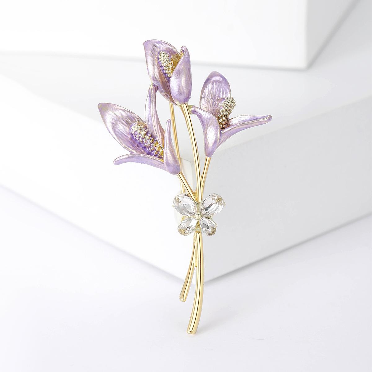 Стильная и простая ретро-брошь в виде цветка с капающим маслом и бриллиантами для женщин, литературные маленькие свежие женские аксессуары
Стильная и простая ретро-брошь в виде цветка с капающим маслом и бриллиантами для женщин, литературные маленькие свежие женские аксессуары