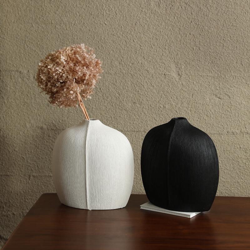 Ceramic Vase Abstract Line Drawing Ceramic Handicraft Floral Arrangement Accessories Flower Pot Home Decoration Accessories
Ceramic Vase Abstract Line Drawing Ceramic Handicraft Floral Arrangement Accessories Flower Pot Home Decoration Accessories