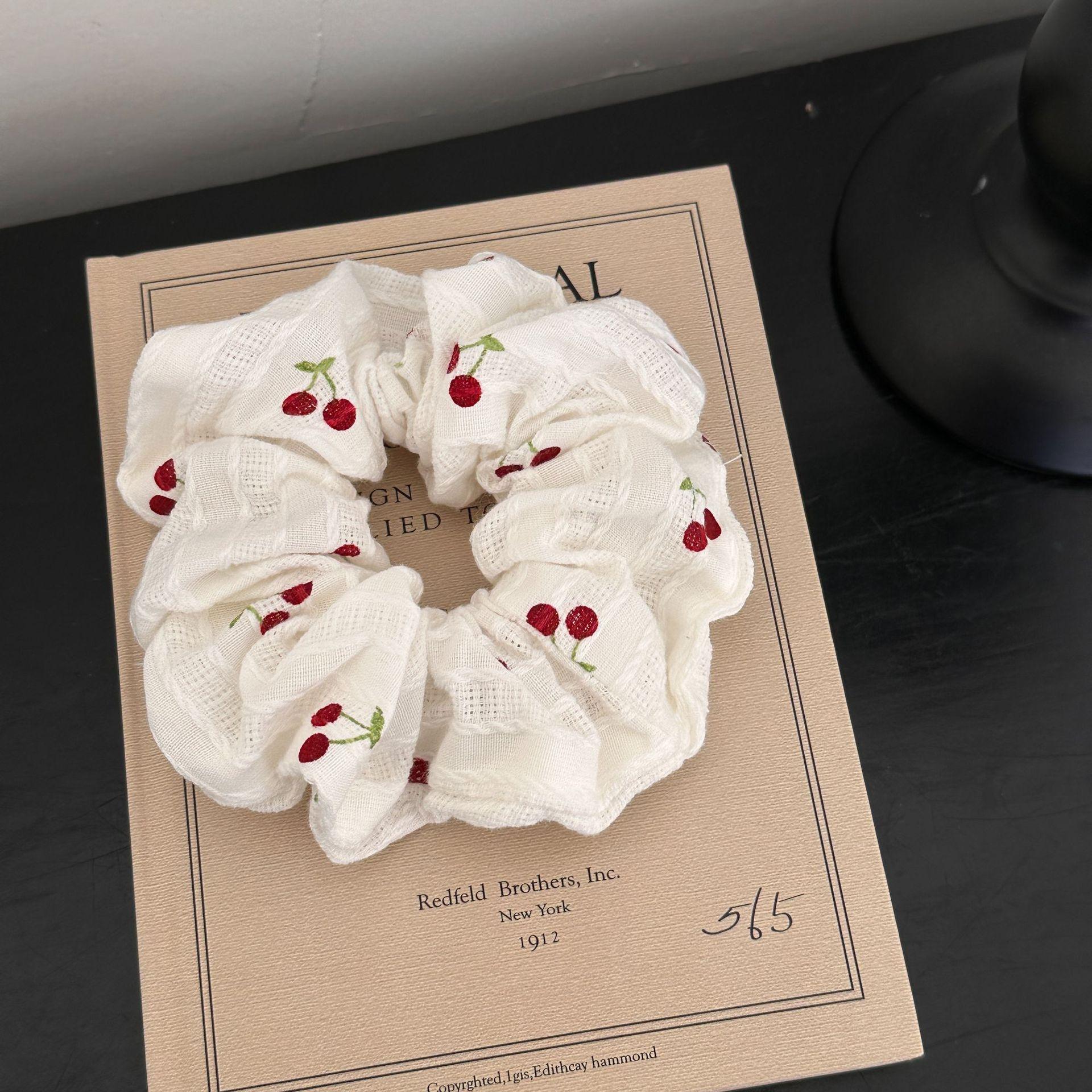 Корейские аксессуары для волос резинки для женщин девушки эластичные резинки ведущая мода милые kpop новинка популярные фасцинатор Йога
Корейские аксессуары для волос резинки для женщин девушки эластичные резинки ведущая мода милые kpop новинка популярные фасцинатор Йога