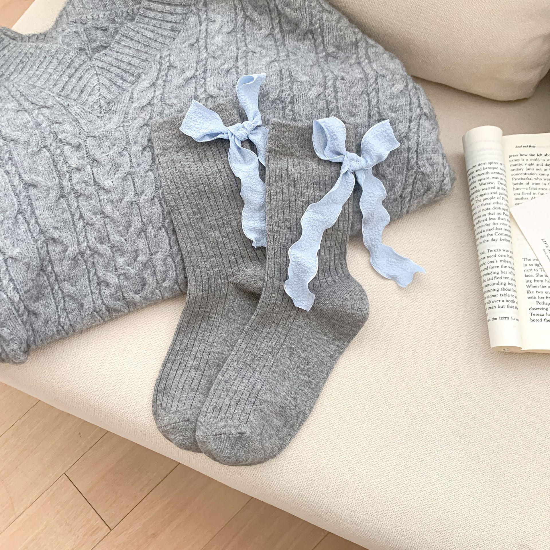 Женские осенне-зимние утолщенные теплые милые носки с бантом и мультяшным псом из шерсти барашка 1 pair
Женские осенне-зимние утолщенные теплые милые носки с бантом и мультяшным псом из шерсти барашка 1 pair