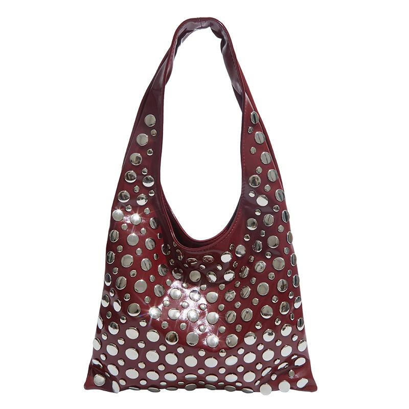 1pcs Rivet Bucket Bag Women s Shoulder Handbag Commuting Underarm Handbag Women s Crossbody Bag Suitable for Daily Outings червоний
1pcs Rivet Bucket Bag Women s Shoulder Handbag Commuting Underarm Handbag Women s Crossbody Bag Suitable for Daily Outings червоний