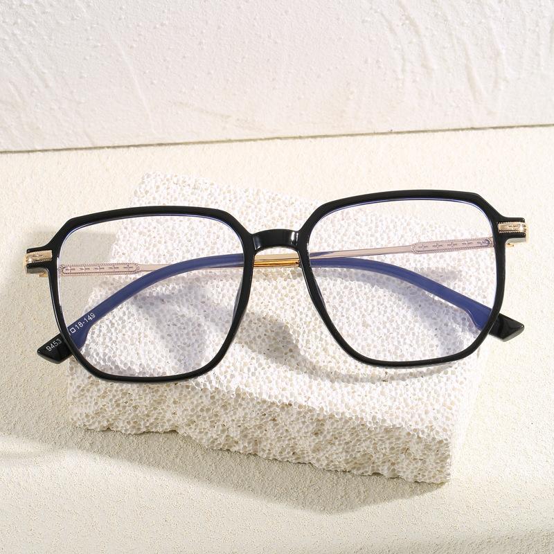 New Style Sunglasses For Men Square Shape Anti-Glare Sun Glasses Men Holiday Travelling Sunglasses Women
New Style Sunglasses For Men Square Shape Anti-Glare Sun Glasses Men Holiday Travelling Sunglasses Women