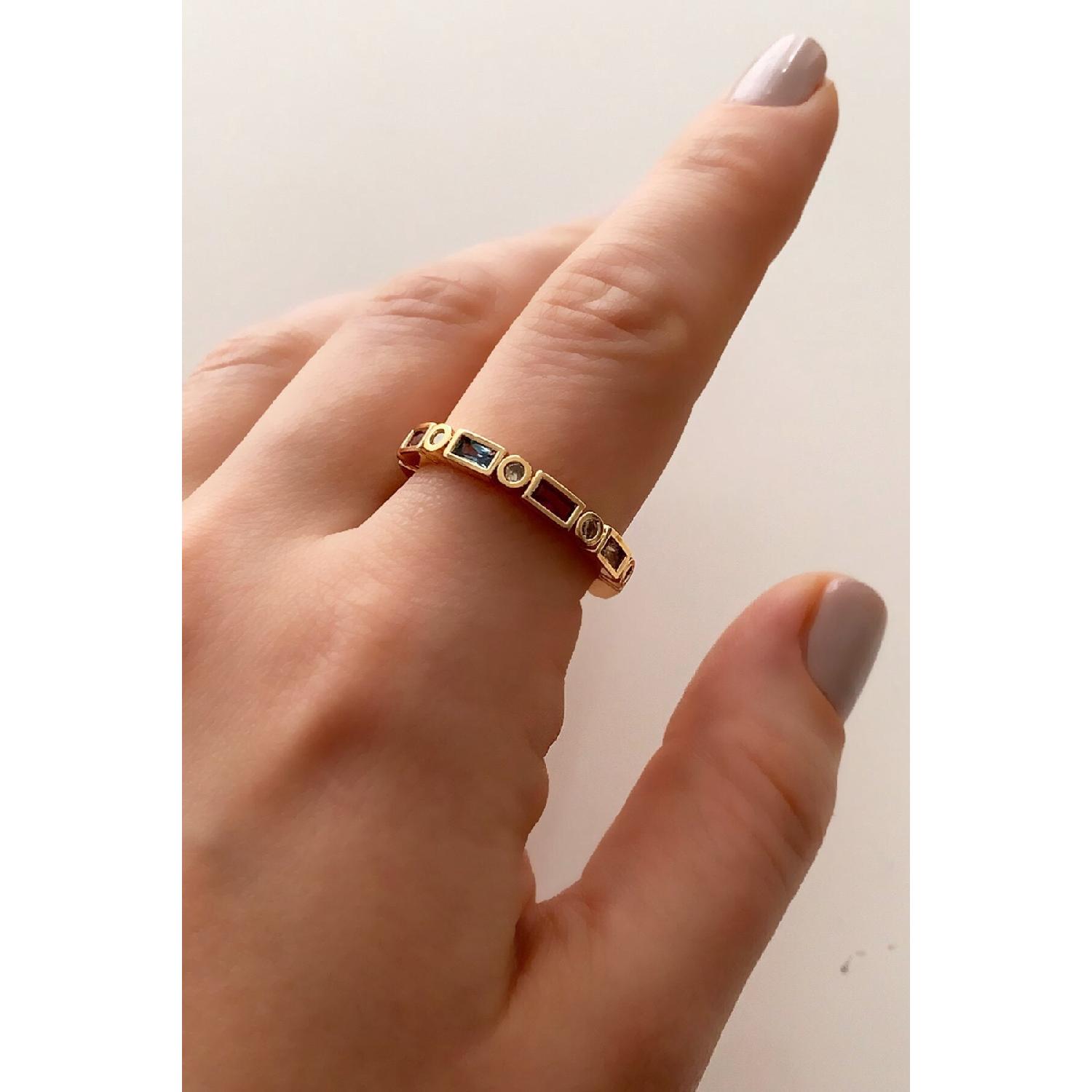 Регулируемое кольцо с цветным камнем-багетом Tryzk1143 Y32003
Регулируемое кольцо с цветным камнем-багетом Tryzk1143 Y32003