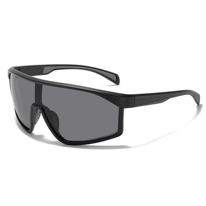 New trendy outdoor sports protective eyewear sunglasses personalized one-piece colorful UV-proof cycling sunglasses
New trendy outdoor sports protective eyewear sunglasses personalized one-piece colorful UV-proof cycling sunglasses