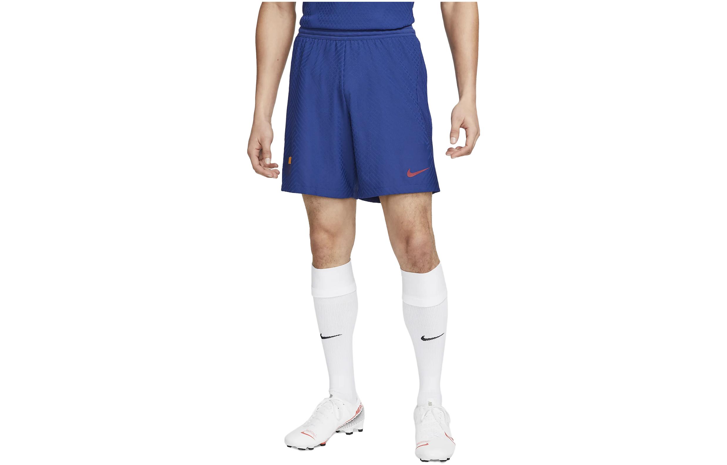 Nike Sports Shorts Men s Blue Moderate DR5057-455 XL
Nike Sports Shorts Men s Blue Moderate DR5057-455 XL