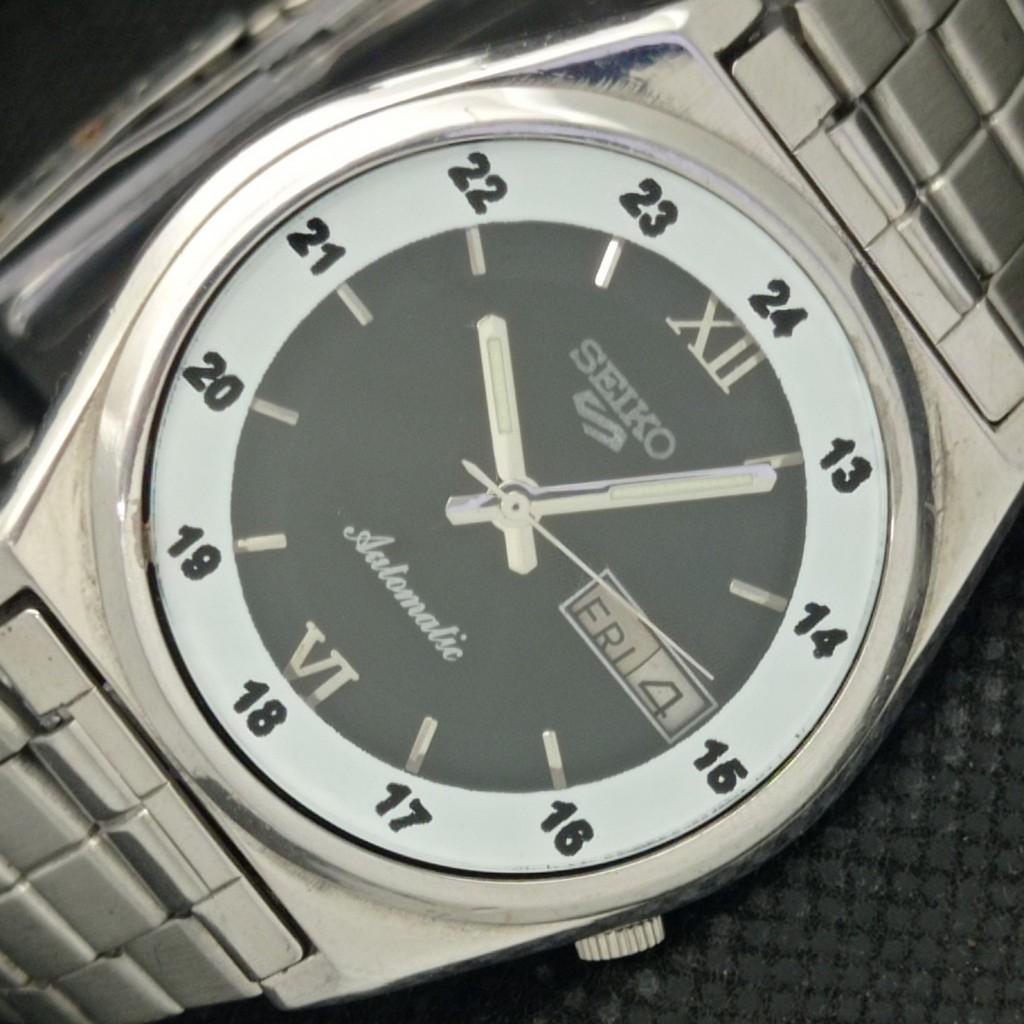 Б/У винтажные часы SEIKO 5 AUTO 7009A JAPAN MENS D/D BLACK WATCH 593a-a311339-2 SKU593a-a311339
Б/У винтажные часы SEIKO 5 AUTO 7009A JAPAN MENS D/D BLACK WATCH 593a-a311339-2 SKU593a-a311339