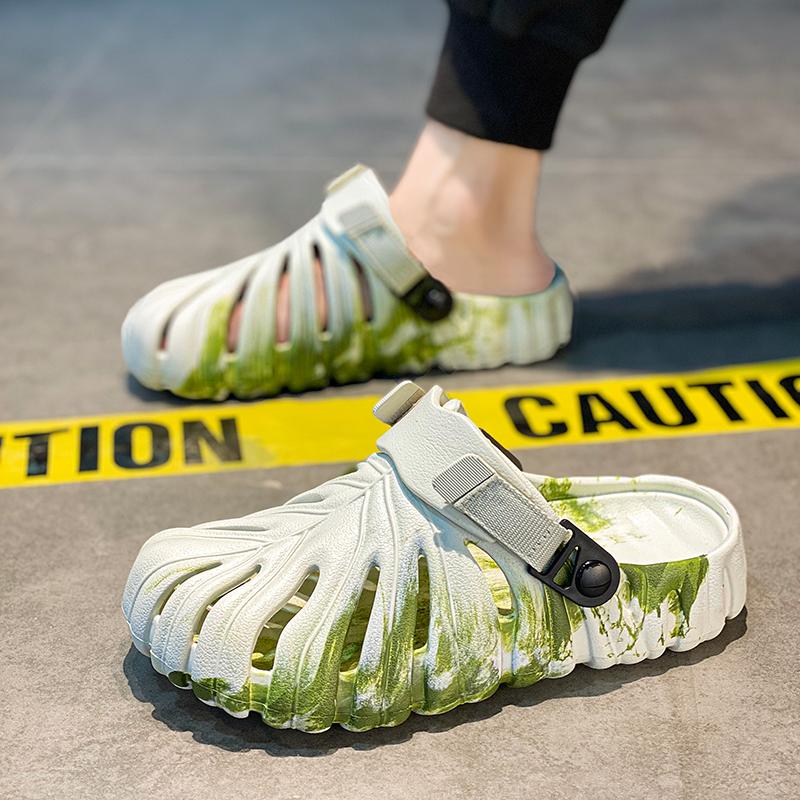 Couple dopamine Summer outdoor slippers Fashion gradient color Trendy personality Men s large-sized slippers 35-36
Couple dopamine Summer outdoor slippers Fashion gradient color Trendy personality Men s large-sized slippers 35-36