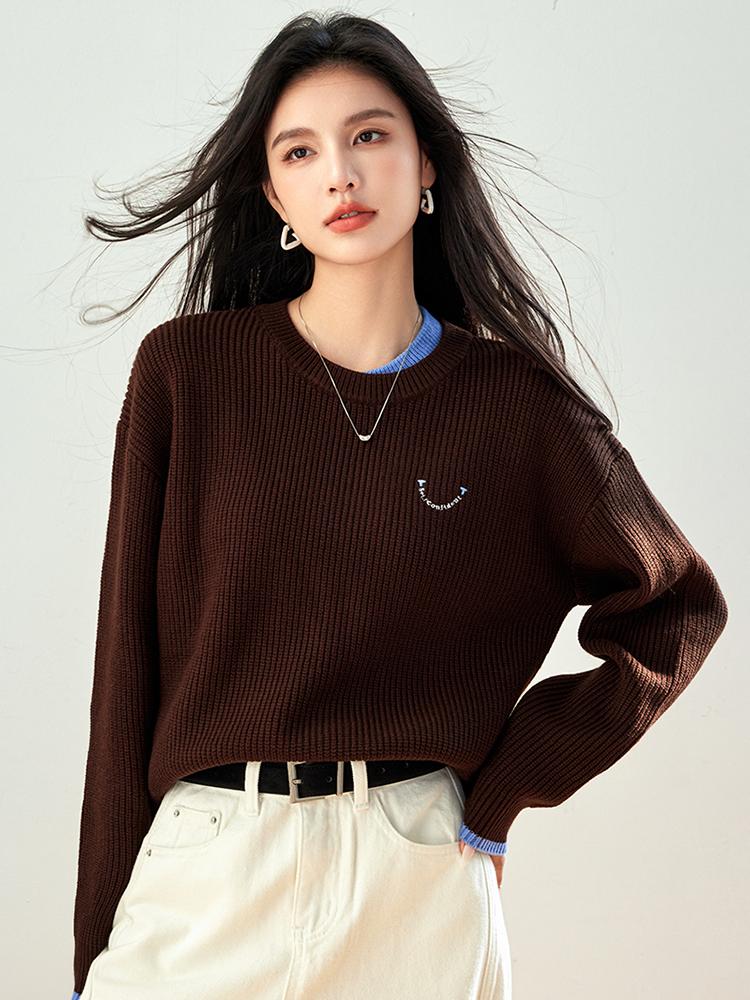 Женский поддельный свитер из двух частей 2024 года, осень-зима, новый длинный рукав, круглый вырез, свободный трикотаж, повседневные универсальные теплые топы XL
Женский поддельный свитер из двух частей 2024 года, осень-зима, новый длинный рукав, круглый вырез, свободный трикотаж, повседневные универсальные теплые топы XL