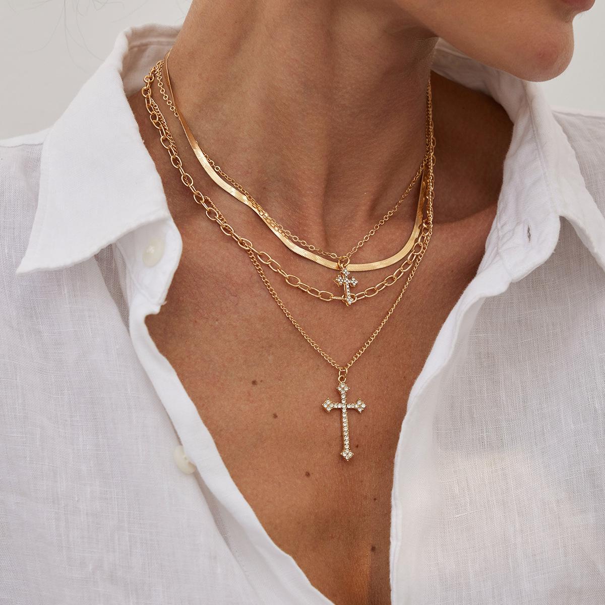 Simple cross necklace Women s high-end sense multi-layer stacking Wear personalized collarbone chain Fashion temperament Versatile jewelry
Simple cross necklace Women s high-end sense multi-layer stacking Wear personalized collarbone chain Fashion temperament Versatile jewelry