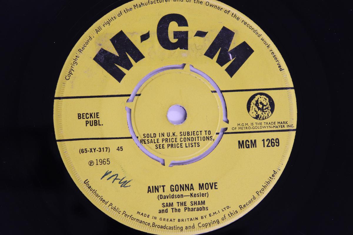 7-дюймовая пластинка SAM THE SHAM THE PHARAOHS Wooly Bully MGM1269 MGM Records 1965 Великобритания Рок Б/у
7-дюймовая пластинка SAM THE SHAM THE PHARAOHS Wooly Bully MGM1269 MGM Records 1965 Великобритания Рок Б/у