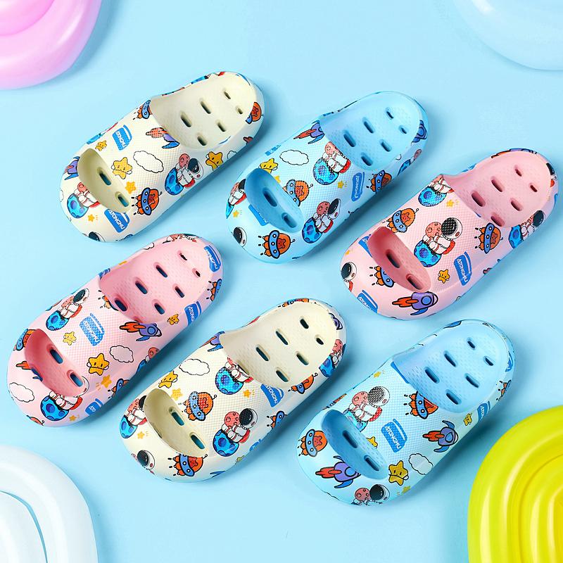 Тапочки для мальчиков, тапочки для девочек, легкие нескользящие тапочки, тапочки с героями мультфильмов, тапочки с дырочками, пляжные тапочки 
Тапочки для мальчиков, тапочки для девочек, легкие нескользящие тапочки, тапочки с героями мультфильмов, тапочки с дырочками, пляжные тапочки