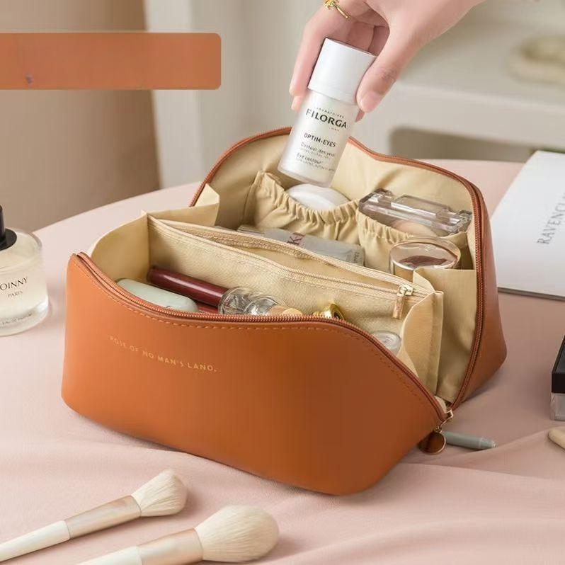 Large Capacity Pillow Cosmetic Bag High End Travel Organizer Handheld Wash Pouch for Women KTB
Large Capacity Pillow Cosmetic Bag High End Travel Organizer Handheld Wash Pouch for Women KTB