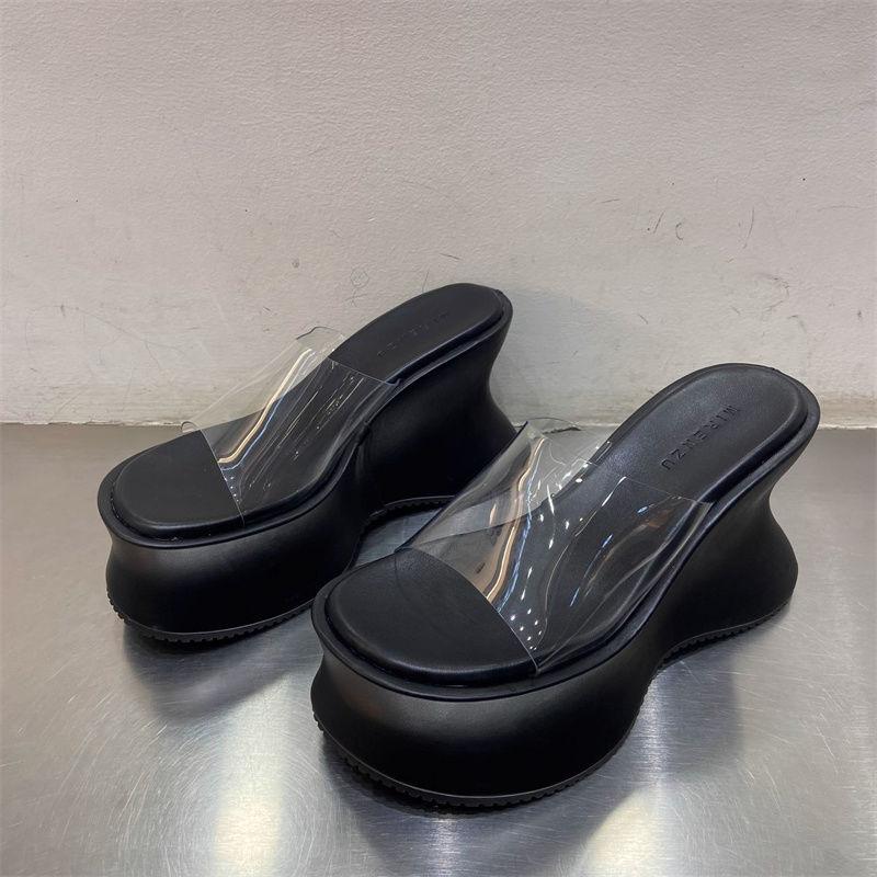 Super thick bottom transparent slope heel cool slippers women wear versatile soft bottom breathable slippers summer one-word drag 35
Super thick bottom transparent slope heel cool slippers women wear versatile soft bottom breathable slippers summer one-word drag 35