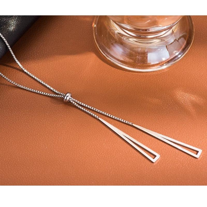 Цепочка на ключицы из стерлингового серебра 925 пробы, геометрическое термоусадочное ожерелье с несколькими ремешками, модный дизайн, легкое роскошное высококачественное легкое роскошное ожерелье с кисточками 925
Цепочка на ключицы из стерлингового серебра 925 пробы, геометрическое термоусадочное ожерелье с несколькими ремешками, модный дизайн, легкое роскошное высококачественное легкое роскошное ожерелье с кисточками 925