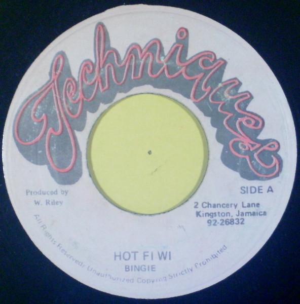 7inch Record REUBEN BINGIE GENERAL DIXON - Hot Fi Wi NONE Techniques 1989 Jamaica Reggae, Ska & Dub Used
7inch Record REUBEN BINGIE GENERAL DIXON - Hot Fi Wi NONE Techniques 1989 Jamaica Reggae, Ska & Dub Used