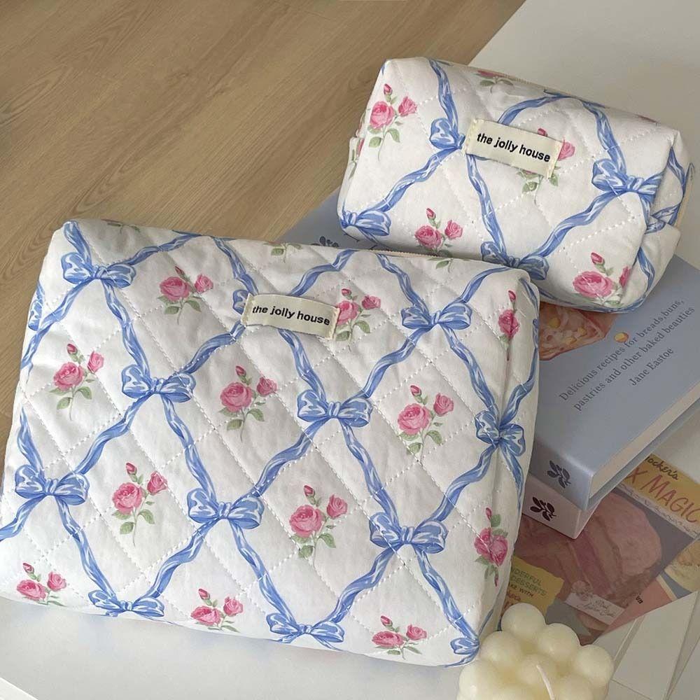 Travel Supplies Lipstick Storage Bag Bowknot Flower Coin Purse Cute Flower Makeup Bag Women/Girls S синий
Travel Supplies Lipstick Storage Bag Bowknot Flower Coin Purse Cute Flower Makeup Bag Women/Girls S синий