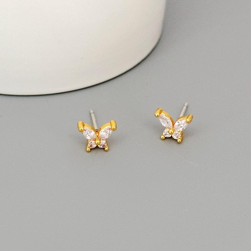 High-End French Fashion Light Luxury Women S Stud Earrings, Small Fragrant Wind, Small Butterfly Zircon Earrings, Earrings.
High-End French Fashion Light Luxury Women S Stud Earrings, Small Fragrant Wind, Small Butterfly Zircon Earrings, Earrings.