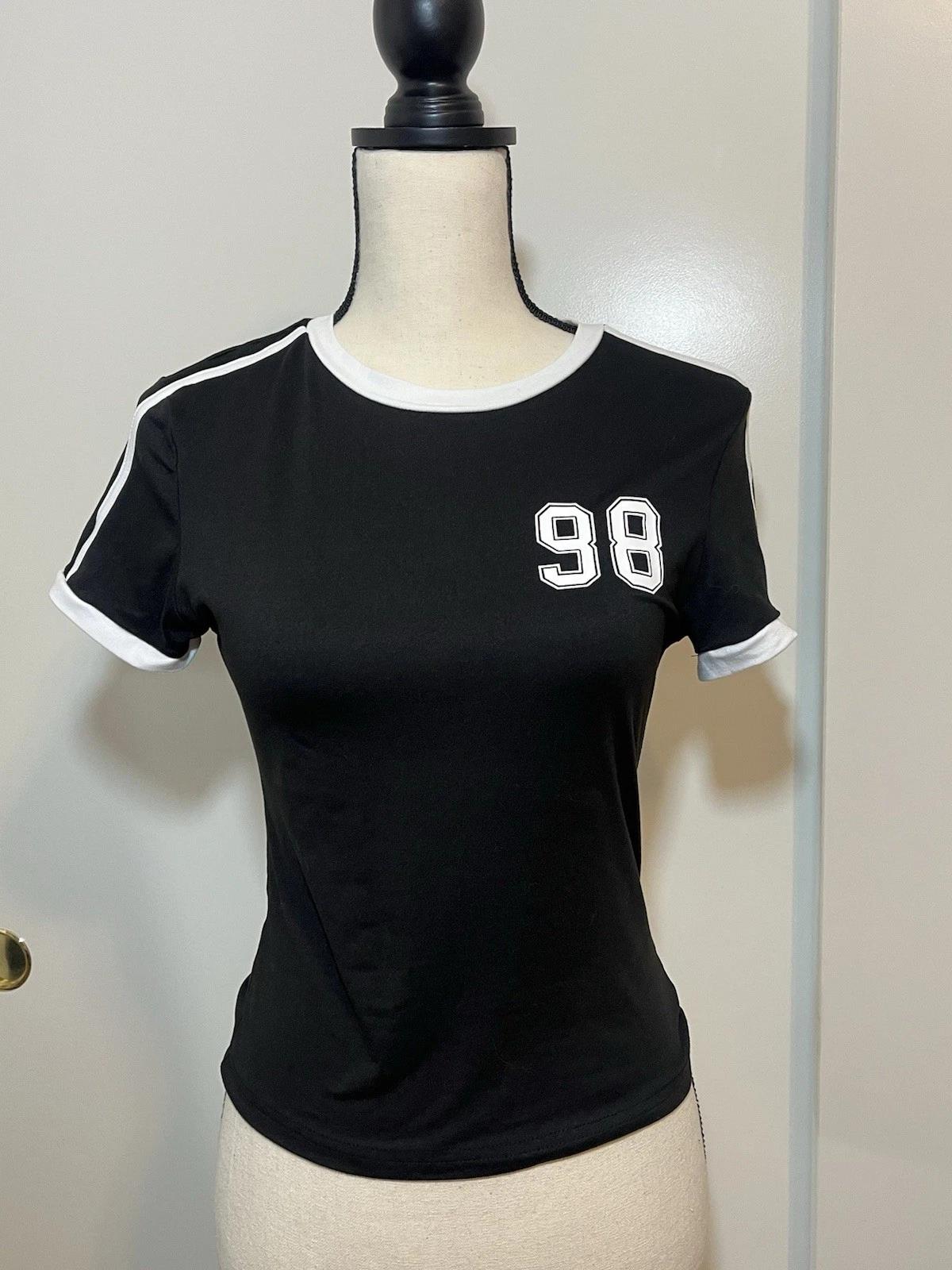 SHEIN Black Stripe T Shirt Crop Basic Womens Medium Short Sleeve 4XL
SHEIN Black Stripe T Shirt Crop Basic Womens Medium Short Sleeve 4XL