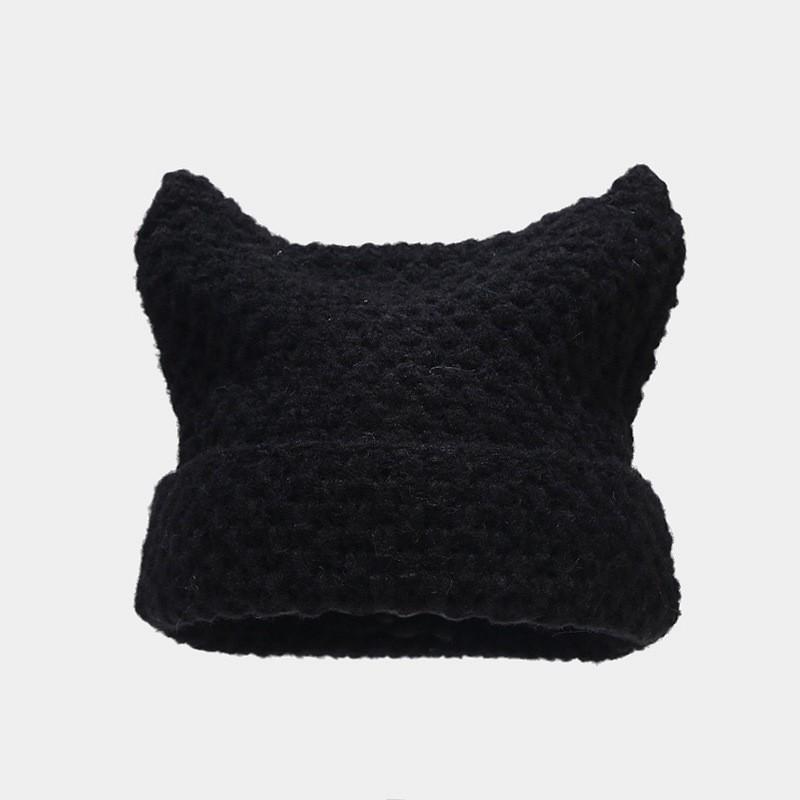 Small Demon Ear Striped Knit Hat With Warmth And Sun Protection For Winter Street Style
Small Demon Ear Striped Knit Hat With Warmth And Sun Protection For Winter Street Style