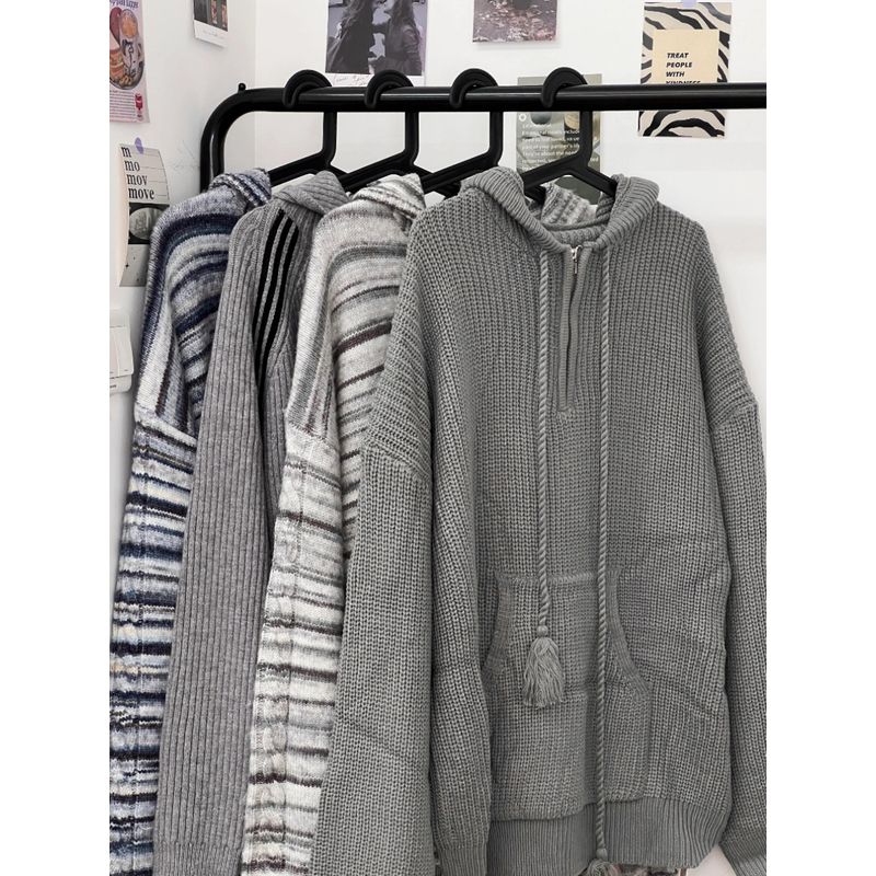 Стильный мягкий клейкий дождевик с капюшоном на раннюю осень Grey L Recommended 52.50 kg-57.50 kg
Стильный мягкий клейкий дождевик с капюшоном на раннюю осень Grey L Recommended 52.50 kg-57.50 kg
