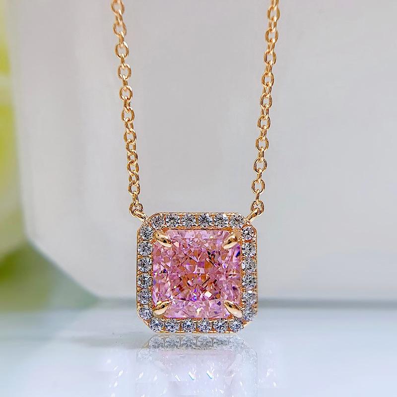 Longlongjin Luxury Pink Radiant Square 3-Carat Diamond Clavicle Necklace for Women, 2023 Mingyuan Collection 925 Silver
Longlongjin Luxury Pink Radiant Square 3-Carat Diamond Clavicle Necklace for Women, 2023 Mingyuan Collection 925 Silver
