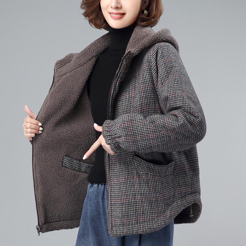 2024 Trendy Mid-Length Quilted Women s Cotton Coat - Autumn/Winter Fashion M (suggested for 100-125 kg) зелений
2024 Trendy Mid-Length Quilted Women s Cotton Coat - Autumn/Winter Fashion M (suggested for 100-125 kg) зелений