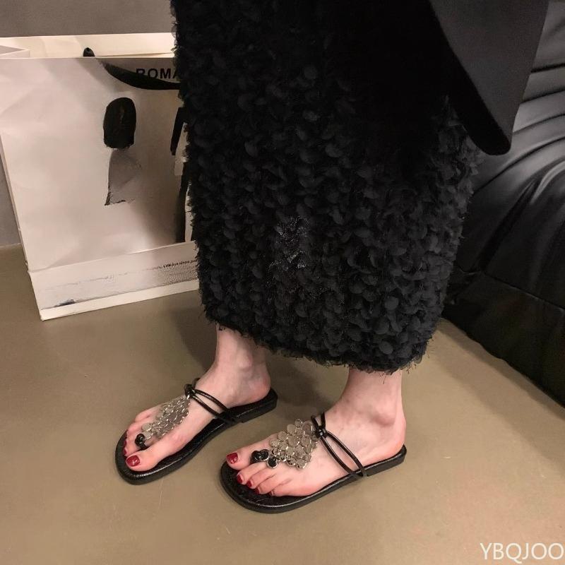 Fashion 2025 new style minimalist flat bottom flip flops for outerwear Fashionable comfortable casual women s shoes with clipped toes 40 чёрный
Fashion 2025 new style minimalist flat bottom flip flops for outerwear Fashionable comfortable casual women s shoes with clipped toes 40 чёрный
