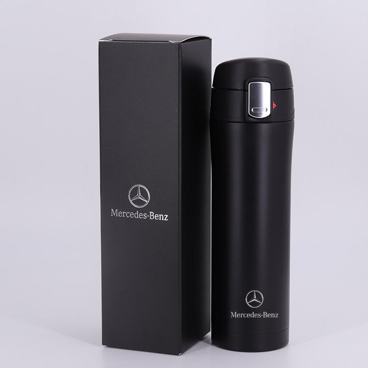 Кружка автомобильная из нержавеющей стали с изоляцией, открывающаяся одним нажатием - подарок от магазина 4S 450ml
Кружка автомобильная из нержавеющей стали с изоляцией, открывающаяся одним нажатием - подарок от магазина 4S 450ml