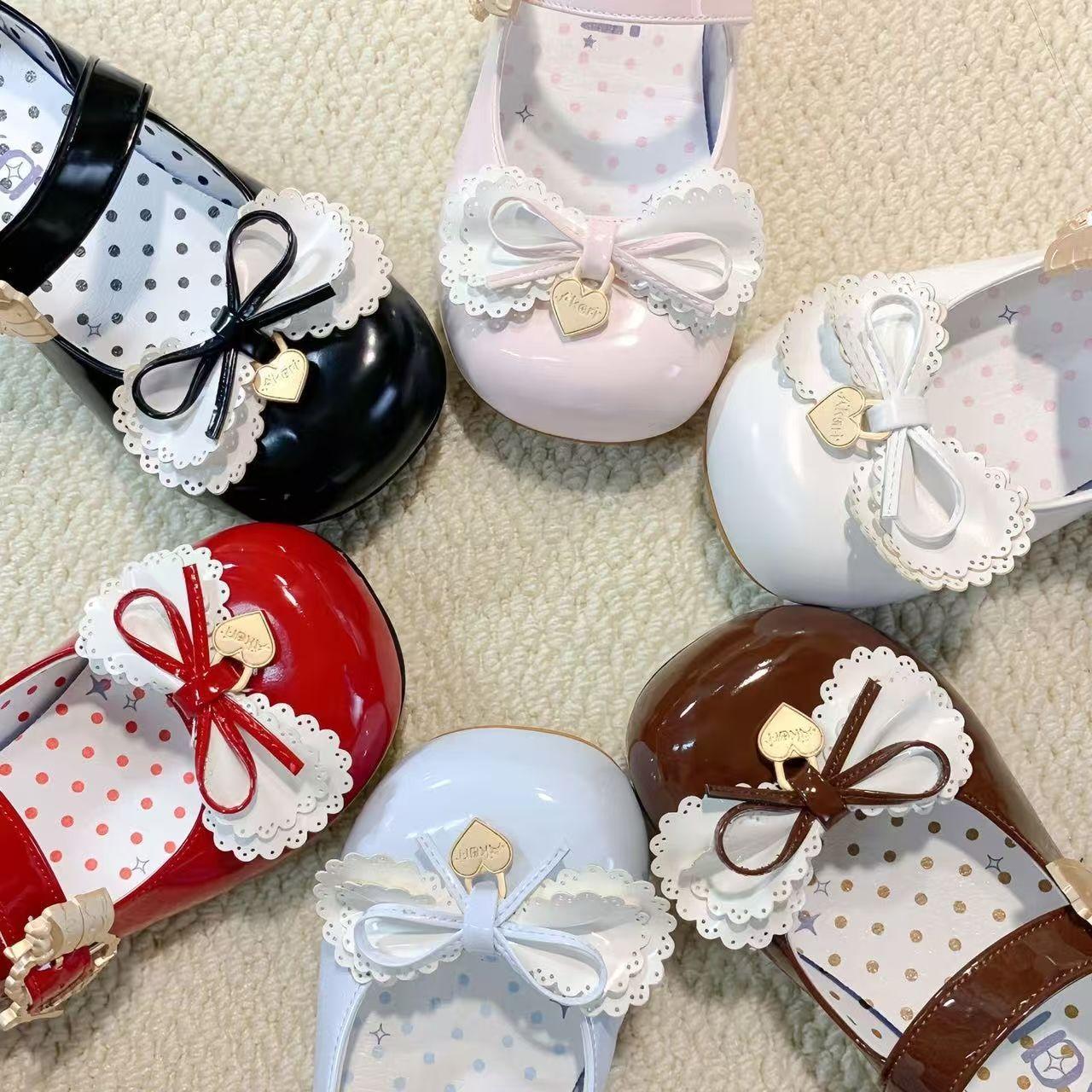 2025 autumn new round head cute bow small leather shoes fashion Japanese college style Lolita versatile Mary Jane 40
2025 autumn new round head cute bow small leather shoes fashion Japanese college style Lolita versatile Mary Jane 40