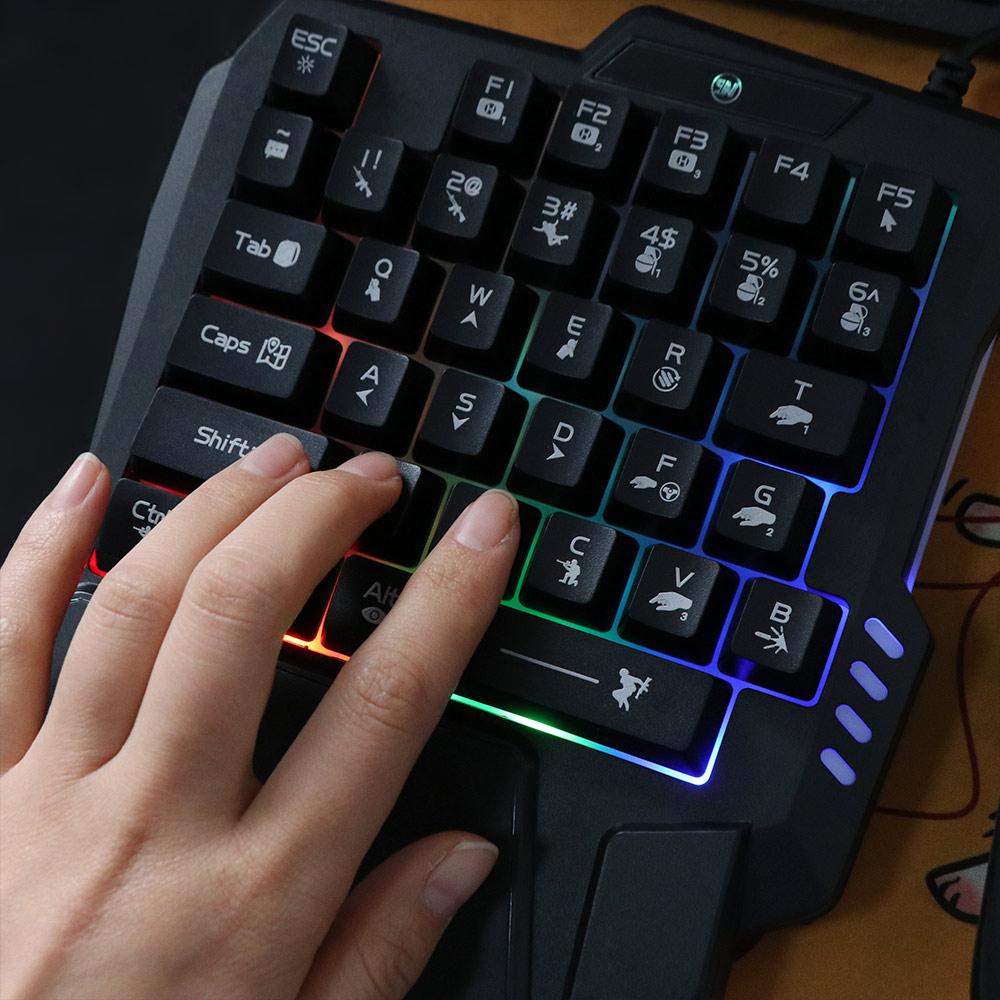 Ultra-slim One Handedly Keyboard Luminous Gaming Mechanical Keyboard Desktop PC чорний
Ultra-slim One Handedly Keyboard Luminous Gaming Mechanical Keyboard Desktop PC чорний