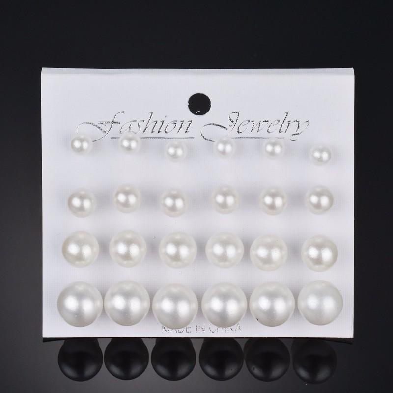 12 Pairs of Fashionable and Simple Square Zircon Earrings Set for Women, Suitable for Daily Wear
12 Pairs of Fashionable and Simple Square Zircon Earrings Set for Women, Suitable for Daily Wear