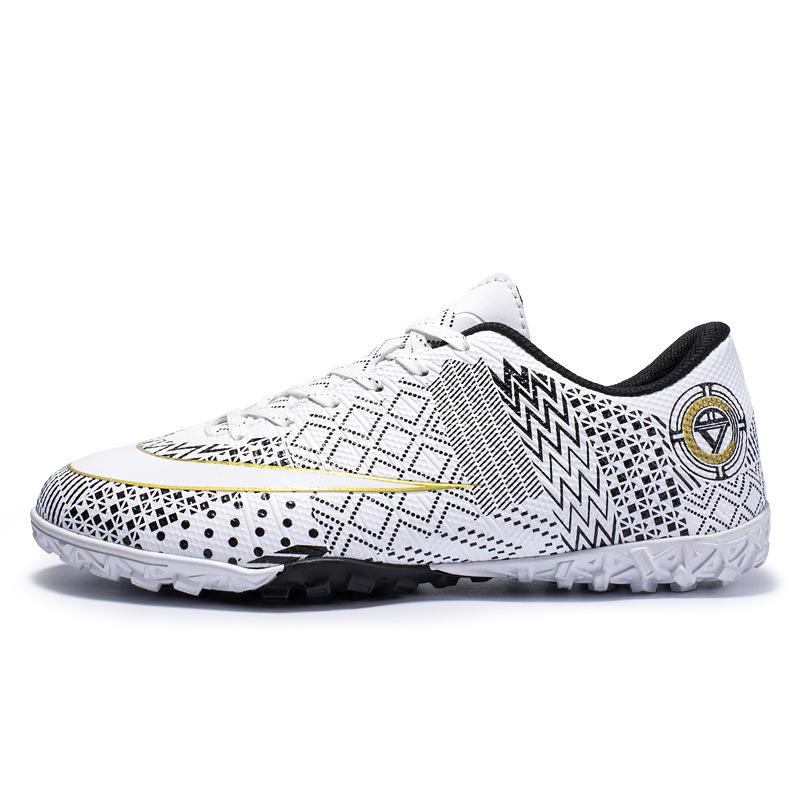 2025 large size new FGTF men s breathable low-top long and short nails football shoes grass training shoes football shoes 35
2025 large size new FGTF men s breathable low-top long and short nails football shoes grass training shoes football shoes 35