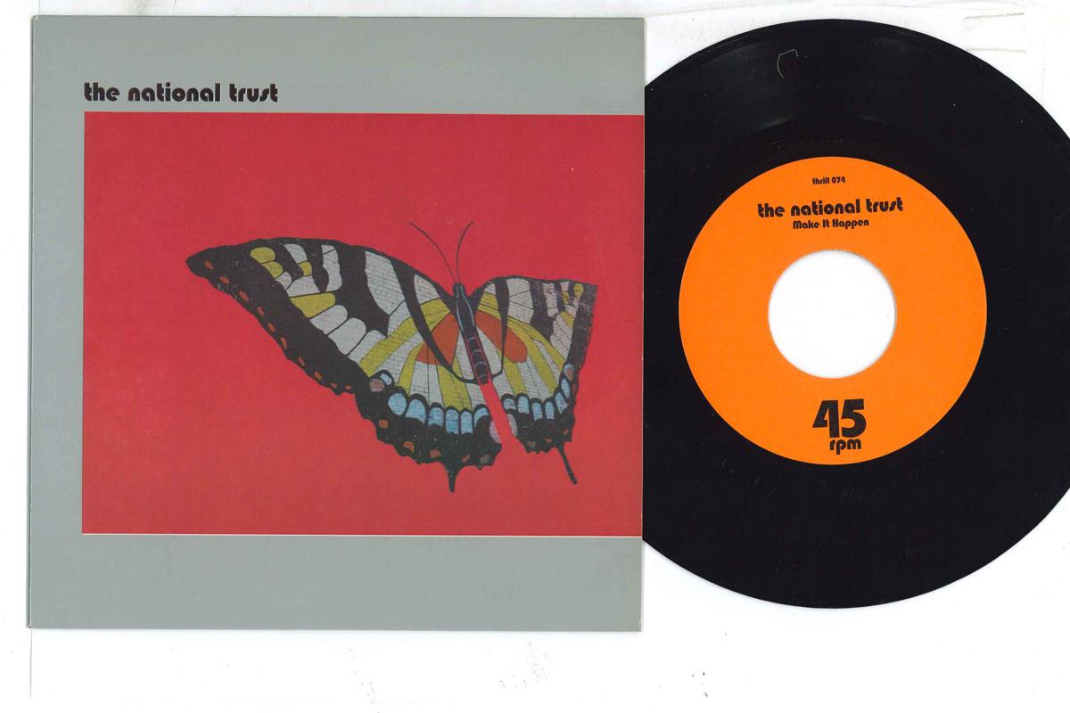 7inch Record NATIONAL TRUST - Make It Happen / Cirile At The Peak THRILL074 THRILL JOCKEY 1999 US Rock Used
7inch Record NATIONAL TRUST - Make It Happen / Cirile At The Peak THRILL074 THRILL JOCKEY 1999 US Rock Used