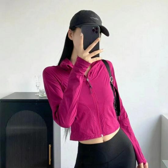 Women s Slim Fit Breathable Sports Jacket: Sun Protection for Spring & Autumn Outdoor Activities, Yoga, Hiking. M
Women s Slim Fit Breathable Sports Jacket: Sun Protection for Spring & Autumn Outdoor Activities, Yoga, Hiking. M
