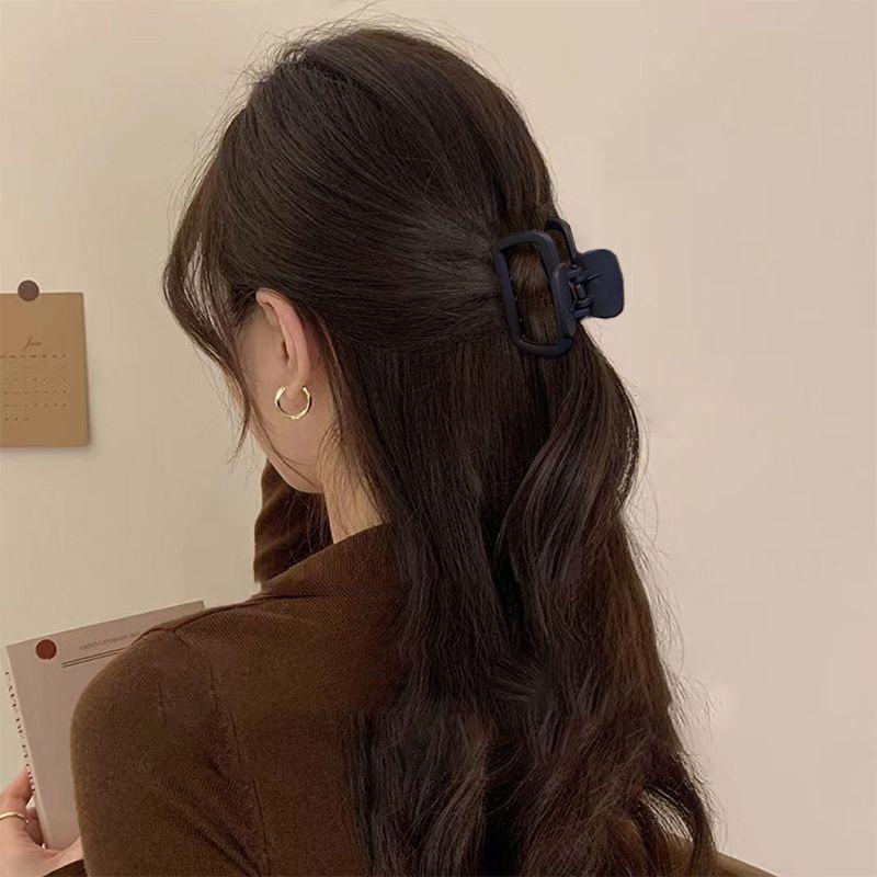 Korean-Style Square Hollow Hair Clip for Women - Perfect for Half-Up Styles and Sparse Hair
Korean-Style Square Hollow Hair Clip for Women - Perfect for Half-Up Styles and Sparse Hair