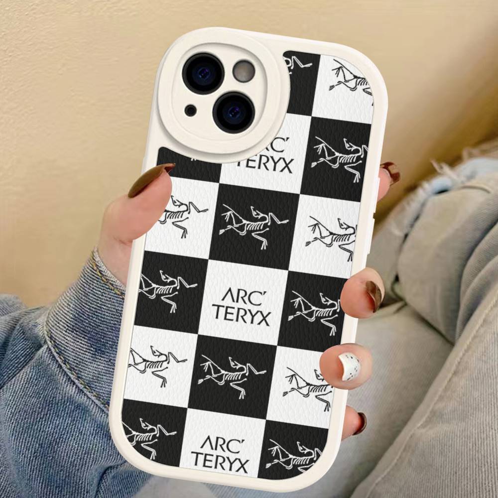 Classic Outdoor LOGO A-Arc T-Teryx Phone Case For IPhone 16 15 14 11 12 13 Pro Max Plus Back Leather Shell iphone XS
Classic Outdoor LOGO A-Arc T-Teryx Phone Case For IPhone 16 15 14 11 12 13 Pro Max Plus Back Leather Shell iphone XS