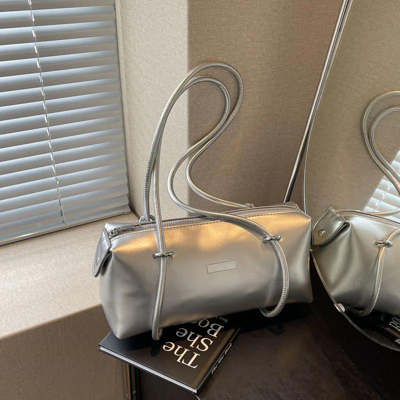 Женская простая квадратная черная кожаная сумка через плечо из искусственной кожи, сумки через подмышки, большая вместимость, винтажный бренд, горячая девушка
Женская простая квадратная черная кожаная сумка через плечо из искусственной кожи, сумки через подмышки, большая вместимость, винтажный бренд, горячая девушка