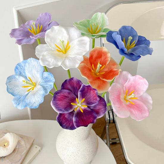 Simulated Tulip Artificial Fully Bloomed Tulip Flowers Faux Tulip with Bendable Stem 1pc темно-синього кольору
Simulated Tulip Artificial Fully Bloomed Tulip Flowers Faux Tulip with Bendable Stem 1pc темно-синього кольору