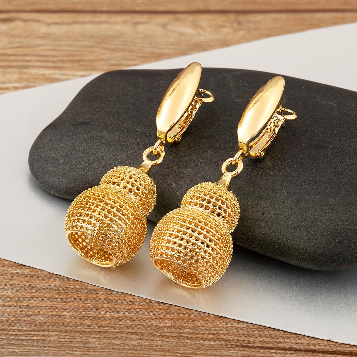 Nidin Retro Gourd/Waterdrop Shape Hollow Design Drop Earrings For Women Female National Style Ear Jewelry Bridal Wedding Gifts
Nidin Retro Gourd/Waterdrop Shape Hollow Design Drop Earrings For Women Female National Style Ear Jewelry Bridal Wedding Gifts