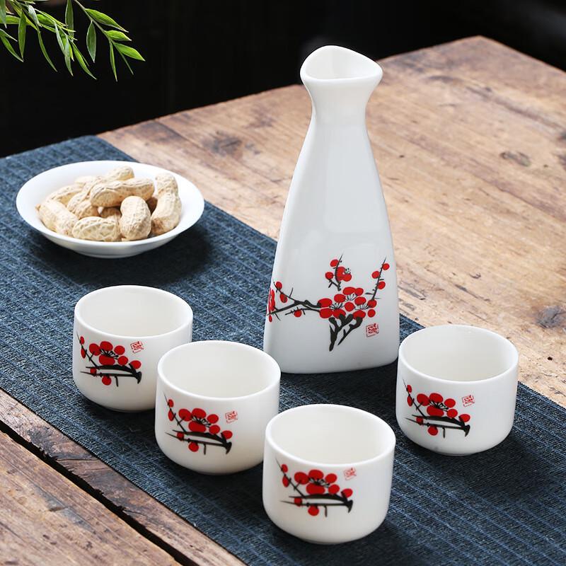 Ceramic Triangle White Wine Set
Ceramic Triangle White Wine Set