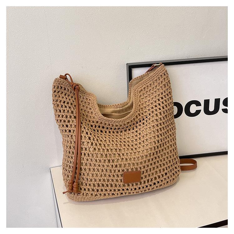 Пляжная сумка женская новая большой вместимости плетеная ажурная сумка на плечо портативная сумка-тоут сумка-ведро хаки
Пляжная сумка женская новая большой вместимости плетеная ажурная сумка на плечо портативная сумка-тоут сумка-ведро хаки
