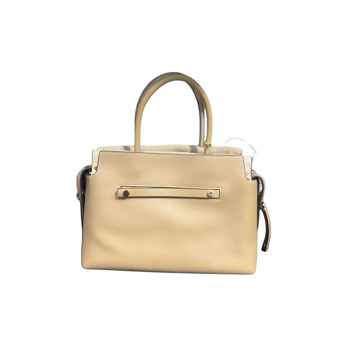 Tory Burch Mercer Top Handle Tote Bag Women Tote 162004-200 Basic Set (Bag+Dust Bag)
Tory Burch Mercer Top Handle Tote Bag Women Tote 162004-200 Basic Set (Bag+Dust Bag)