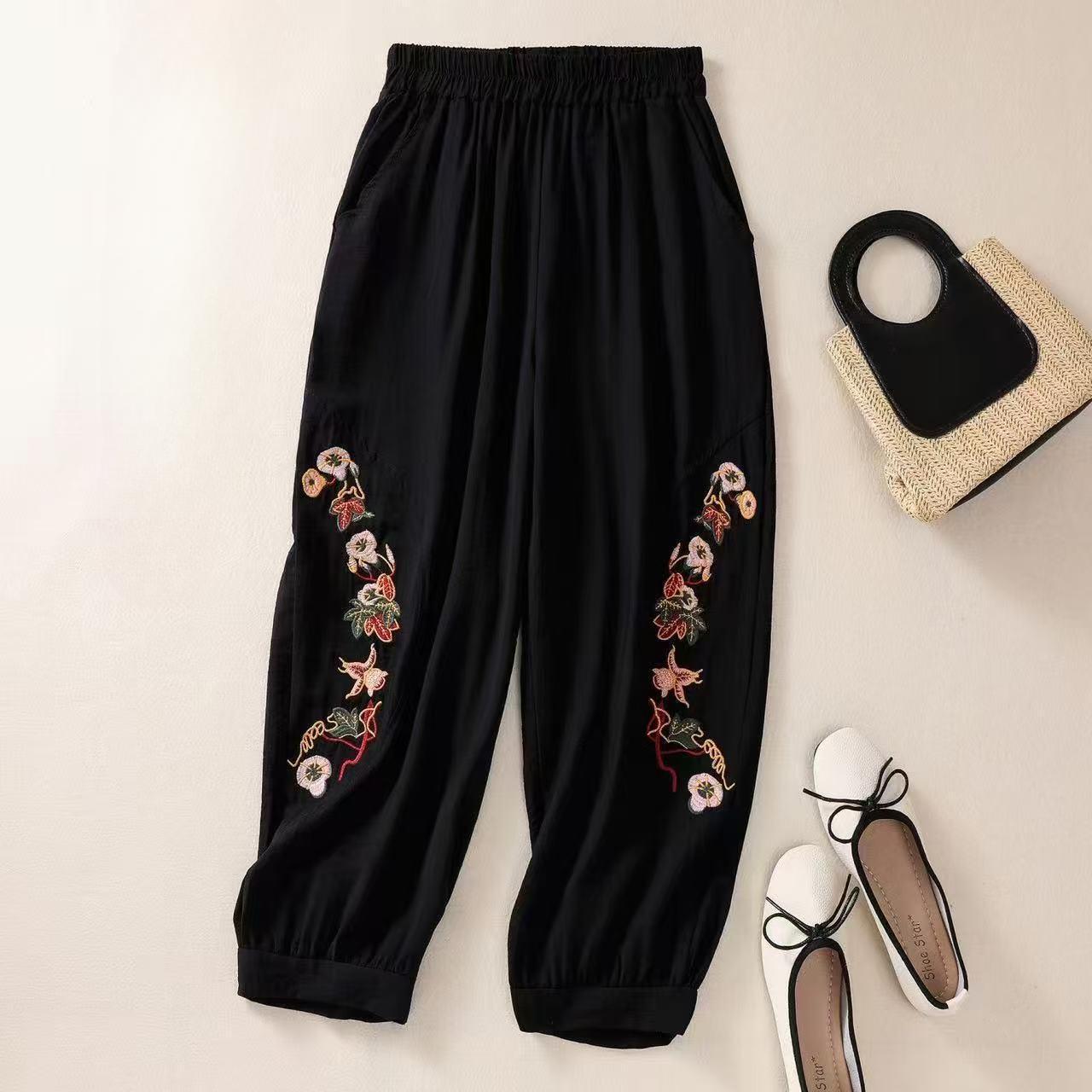 Summer Flower Embroidery Cotton Linen Harem Pants Women Bottoms Casual Vintage Pocket Lantern Ankle-Length Pants M
Summer Flower Embroidery Cotton Linen Harem Pants Women Bottoms Casual Vintage Pocket Lantern Ankle-Length Pants M