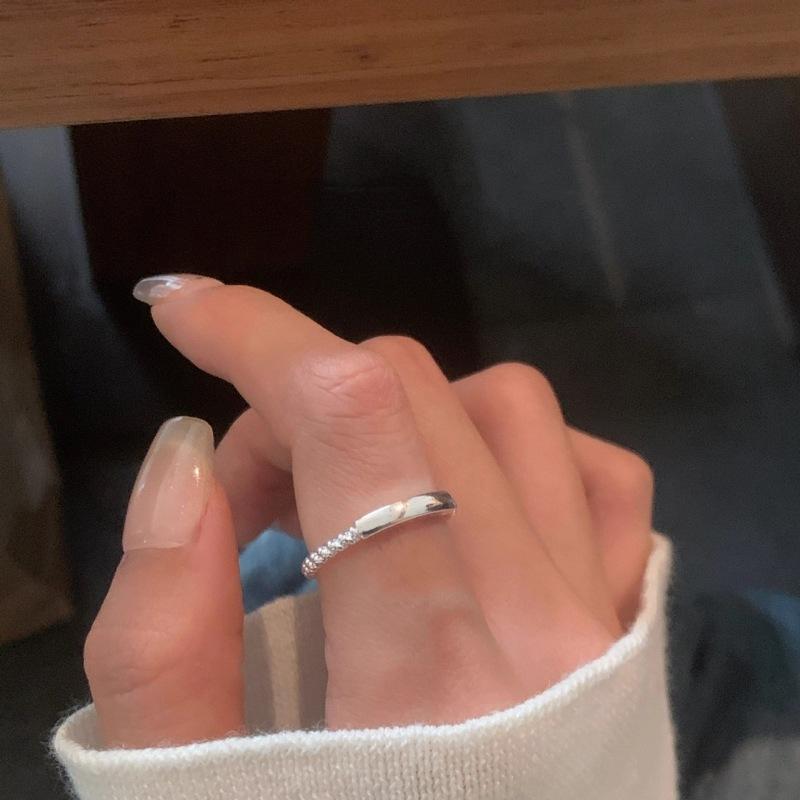 PANJBJ 925 Sterling Silver Double Layer Zircon Ring for Women Texture Design Minimalism Sweet Office Jewelry Gift Dropshipping
PANJBJ 925 Sterling Silver Double Layer Zircon Ring for Women Texture Design Minimalism Sweet Office Jewelry Gift Dropshipping