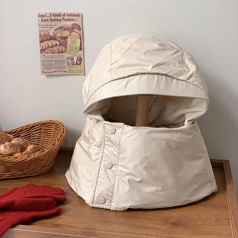 Button French hat female autumn and winter student couple fashion warm scarf integrated down cotton hat cycling ear hat бежевый
Button French hat female autumn and winter student couple fashion warm scarf integrated down cotton hat cycling ear hat бежевый