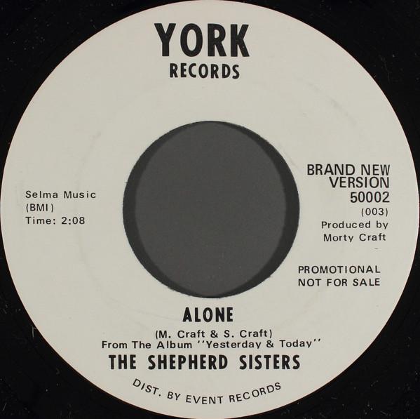 7inch Record SHEPHERD SISTERS Alone 50002PROMO York Records US Rock Used
7inch Record SHEPHERD SISTERS Alone 50002PROMO York Records US Rock Used