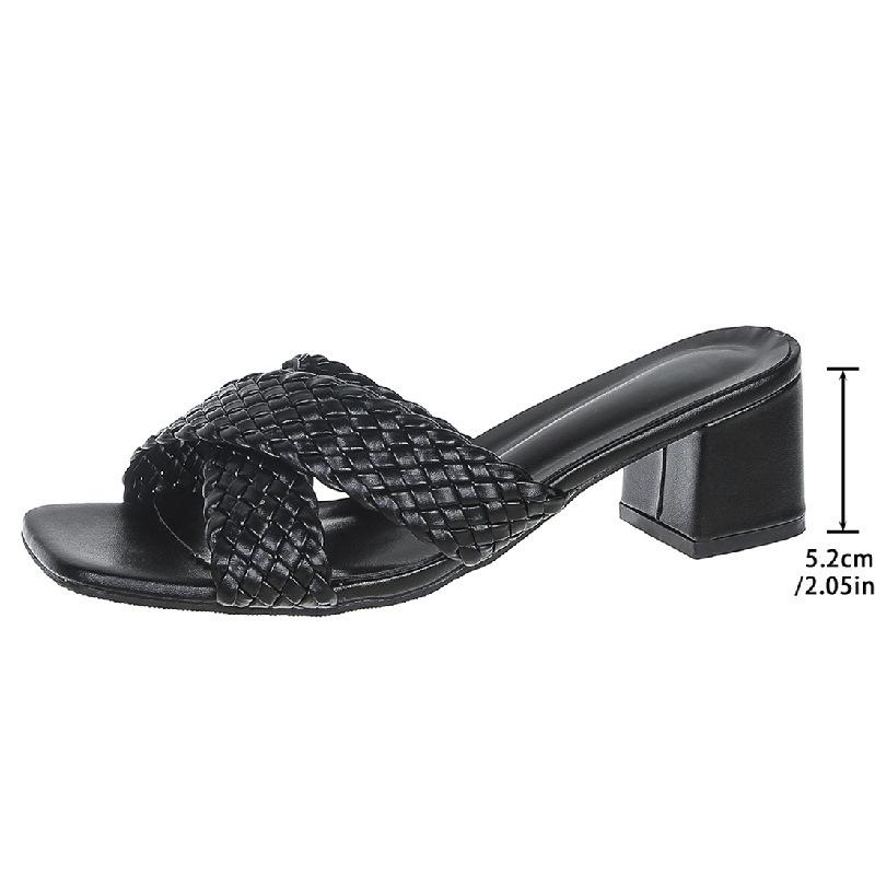 European and American foreign trade cross belt high heel square head slippers women s 2025 new large size woven belt thick heel fashion cool slippers 35
European and American foreign trade cross belt high heel square head slippers women s 2025 new large size woven belt thick heel fashion cool slippers 35