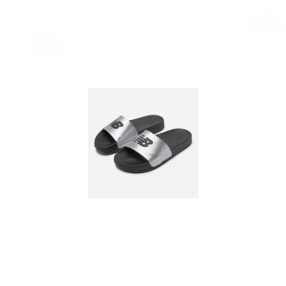 New Balance Slipper Sd1101gsi2 (91)Silver/240(240)
New Balance Slipper Sd1101gsi2 (91)Silver/240(240)